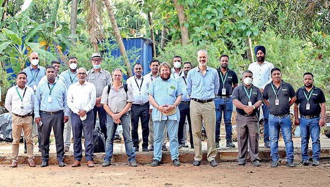 Organic agriculture experts visit leading research institutes and academics