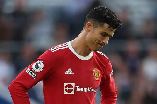 Cristiano Ronaldo reaches Manchester United anniversary