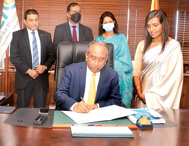 Life insurance penetration less than 2 per cent of Sri Lanka’s population – SLIC’s new chairman – The Island