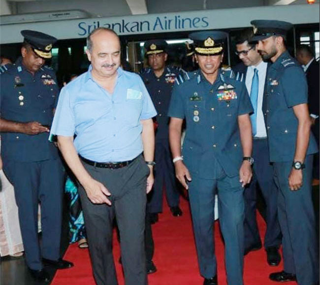 Indian Air Force Chief Lands Here The Island 9512