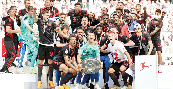 Bayern Munich wins 11th straight Bundesliga title after Borussia Dortmund  draws on dramatic final day