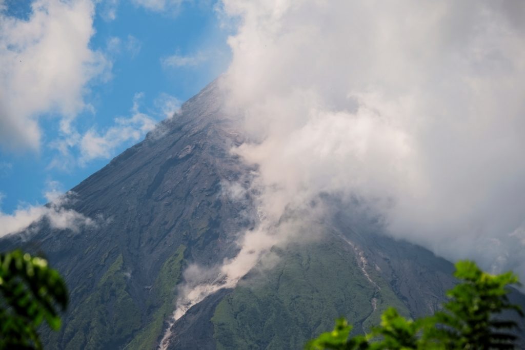 Philippines Evacuates Thousands After Mayon Volcano Rumbles – The Island