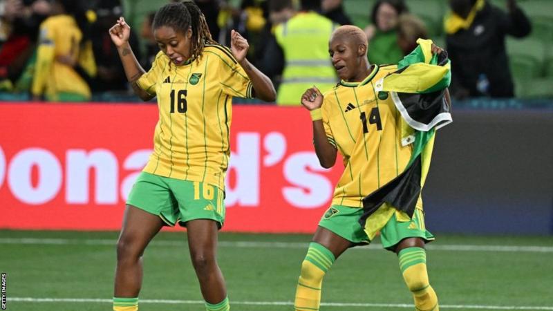 Jamaica reaches knockout round for the first time, eliminating Marta's  Brazil at Women's World Cup