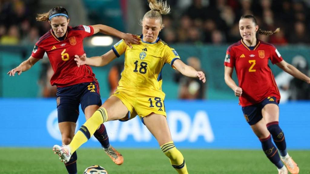 Carmona leads Spain past Sweden, into first Women's World Cup final 