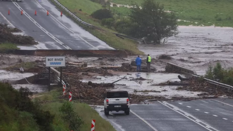 South Africa Floods At Least 11 People Die After Western Cape Deluge