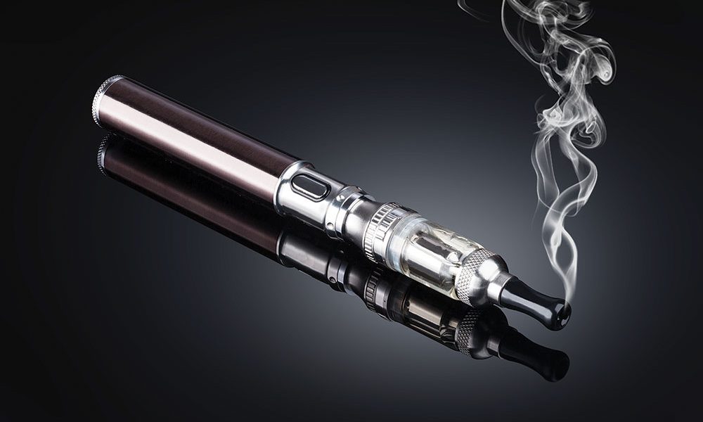 elfbar elfa master akku The Vaping Veil: Unmasking the dangers of E-Cigarettes – The Island