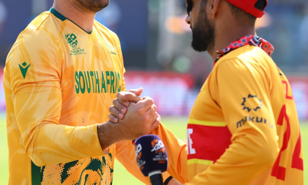 Zimbabwe elect to bat