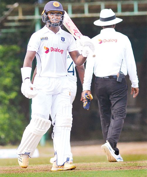 Petes take day one honours - Vimarsana News