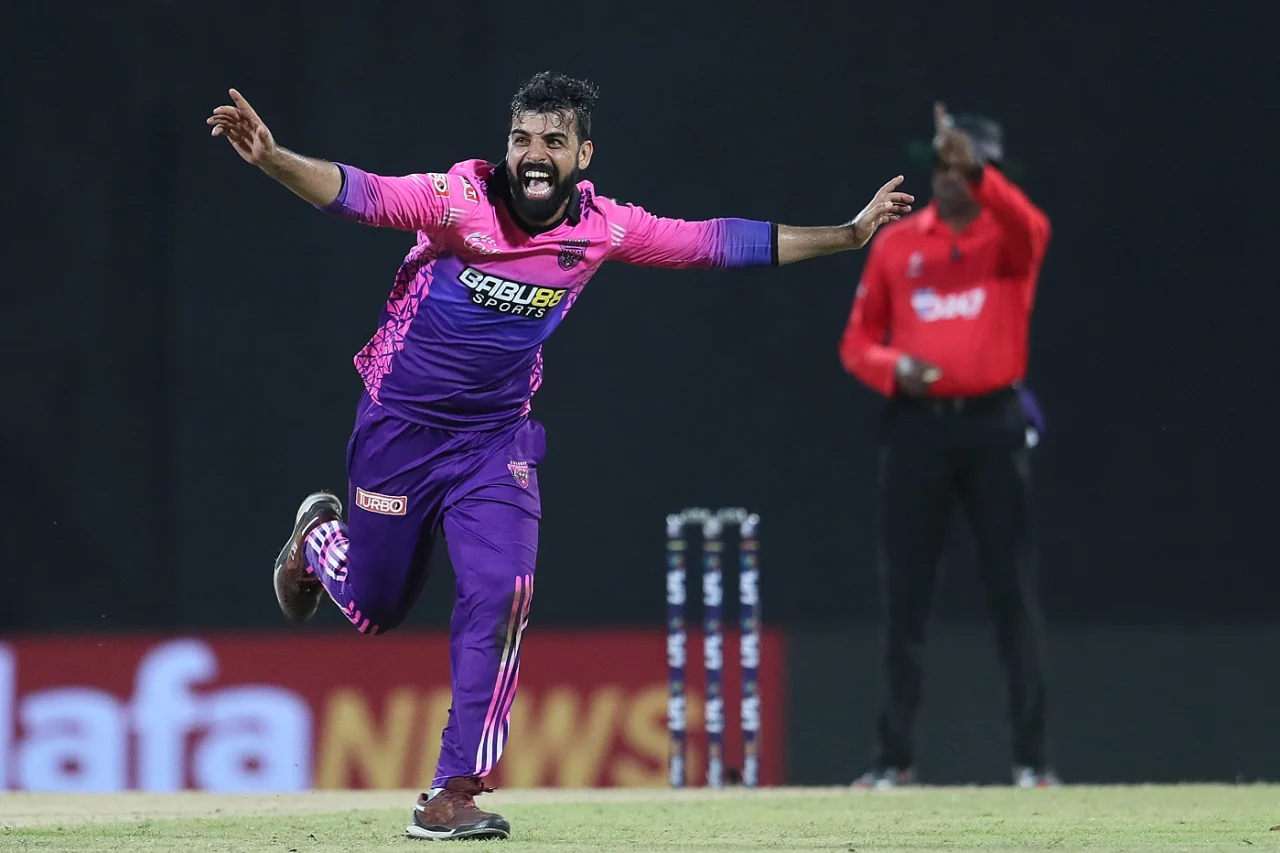 Wellalage’s four, Shadab hat-trick help Colombo Strikers to a winning ...