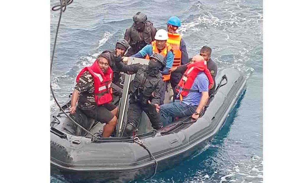 Shipnet Rescue Navy rescues crew members from distressed Merchant Vessel – The Island